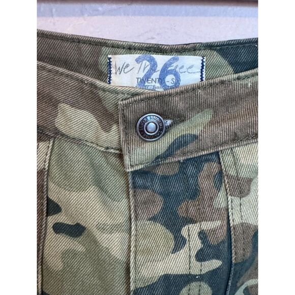 Free People Remy Camo Cropped Pants Size 26 - Picture 6 of 10